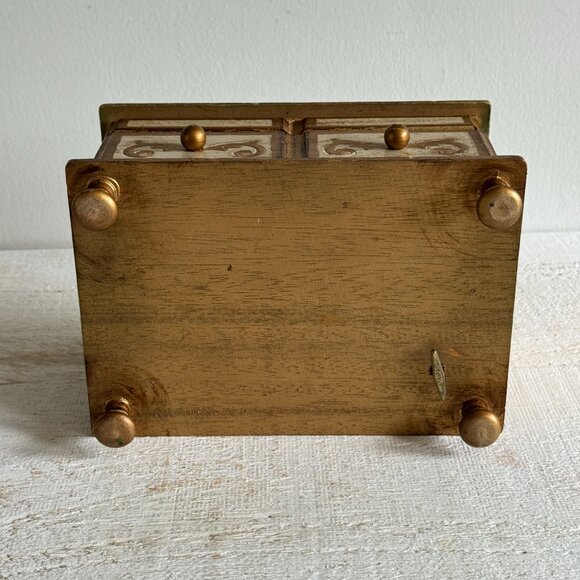 Vintage Florentine Style Gold Gilded Jewelry Box - Picture 10 of 11